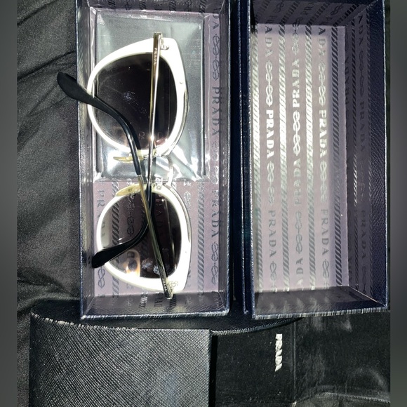 Prada Sunglasses - Picture 4 of 6